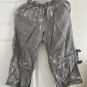 Kealopiko capri pants